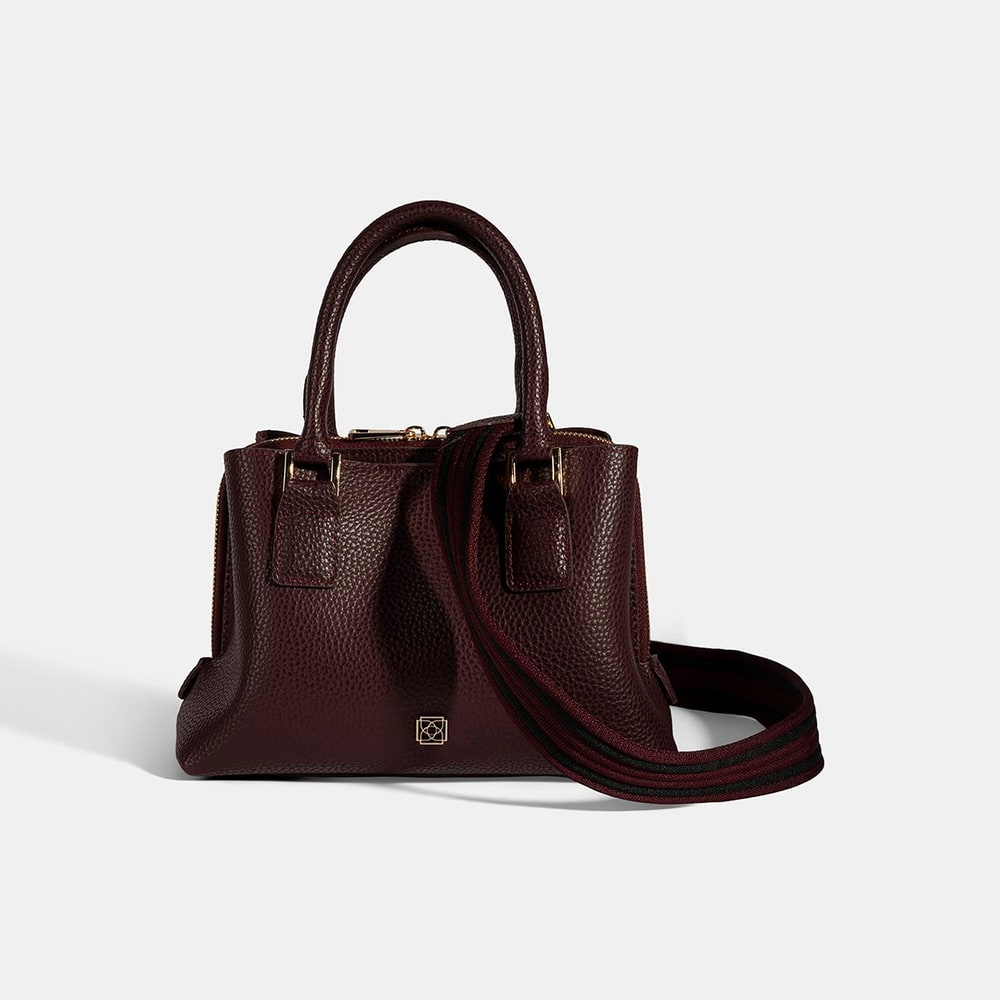 YNK-0005 AW25 KADIN OMUZ ÇANTASI