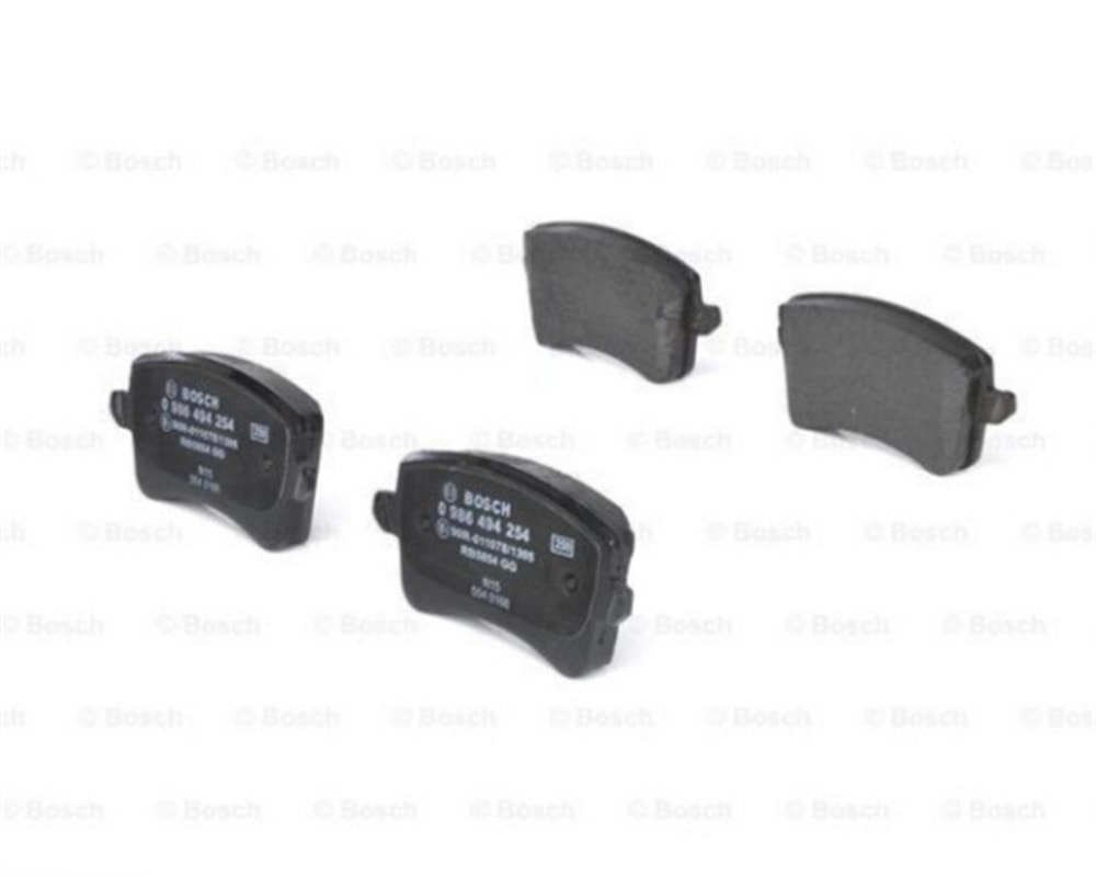 Audi A4 2015 Model Arka Fren Balatası Bosch Marka 8K0698451A