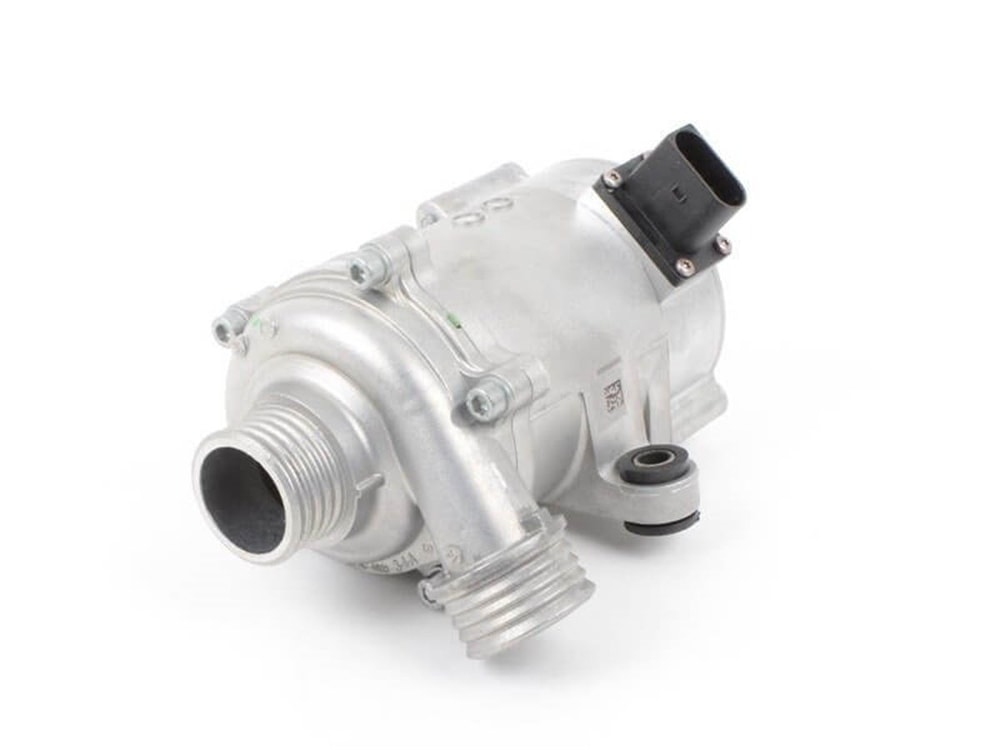 Bmw F30 Kasa 320i Motor Su Pompası