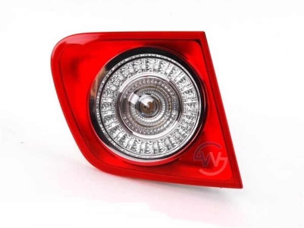 Jetta 2006 - 2010 Sağ İç Bağaj Kapağı Stop Lambası 
