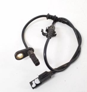 BSGMercedes Benz E Serisi W211 Ön Tekerlek Abs Sensörü Bsg Marka A2115402917A2115402917