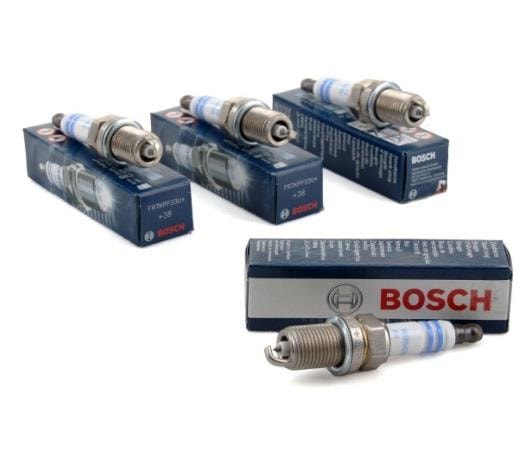 BOSCHMercedes W203 Kasa C180 Ateşleme Bujisi Takım Bosch Marka A0031599703A0031599703