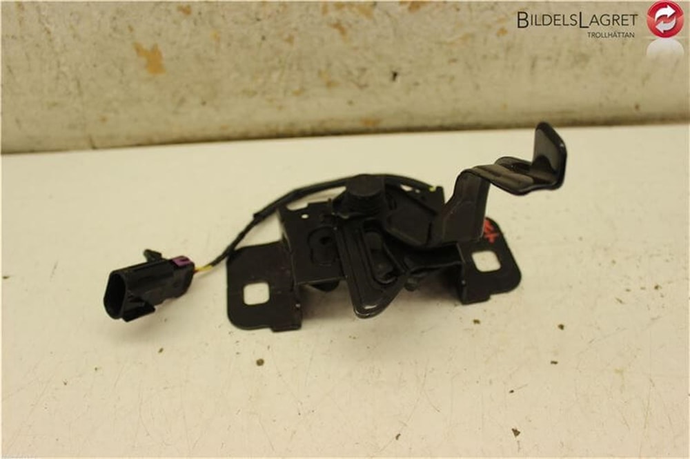 Opel Astra K Kaput kilti Gm marka