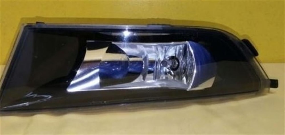 Skoda Fabia 2015 Model Sonrası Sol Sis Farı Depo Marka 6V0941699