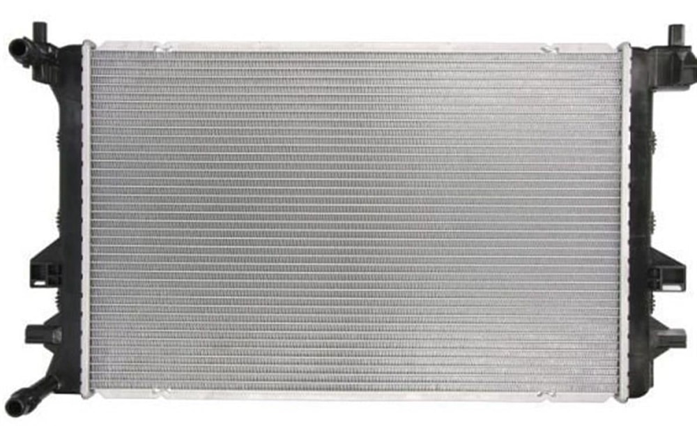 Volkswagen Golf 7 2013-2017 Model Arası 1.6 TDI CLH Motor Su Radyatörü Bsg Marka 5Q0121251EJ