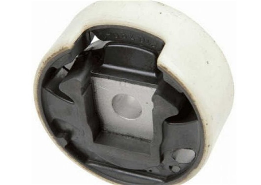 Volkswagen Passat 2005 - 2010 Model Arası Travers Üst Takoz Bsg Marka 3C0199868F