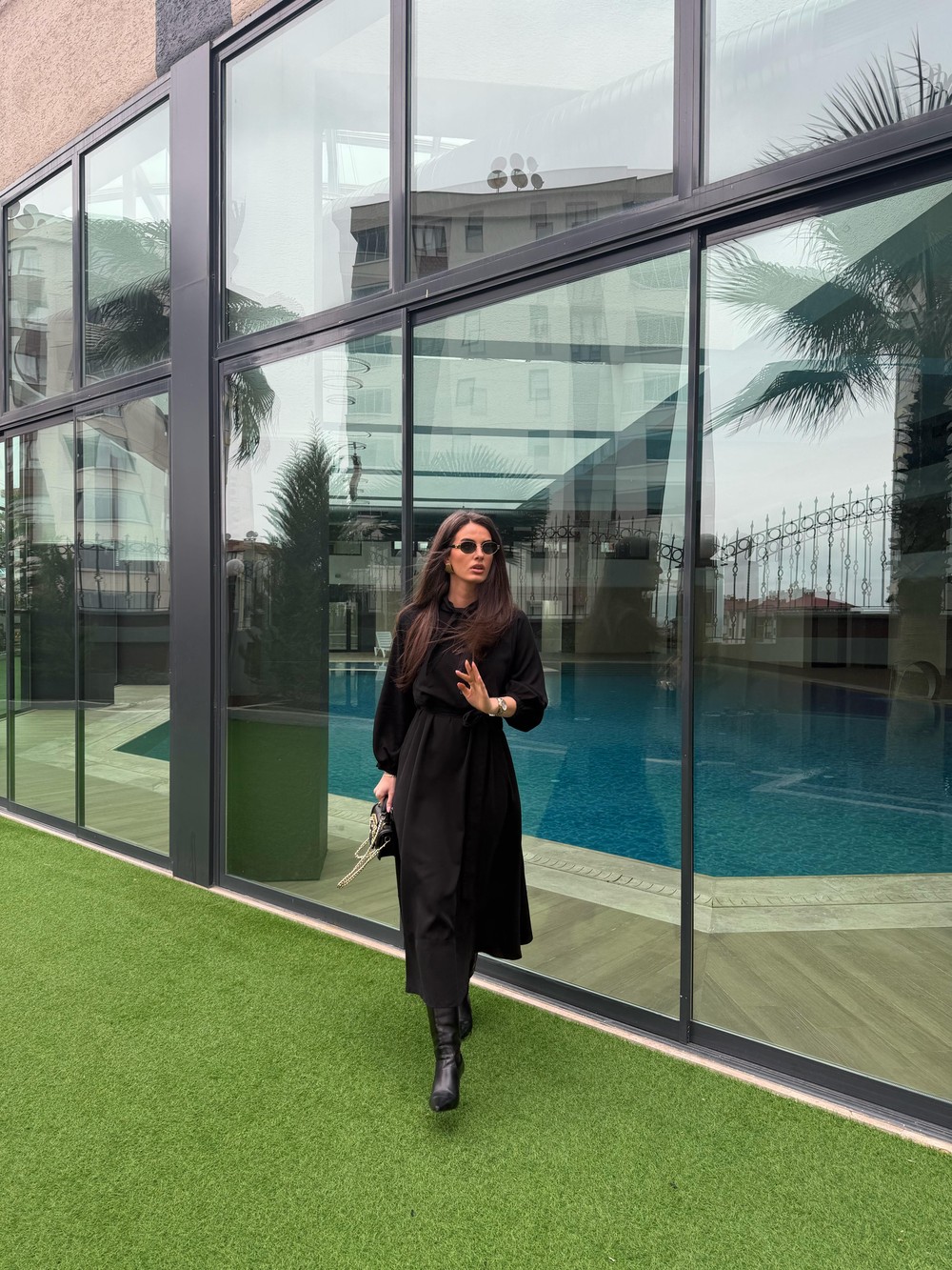 QULOVEYeni GelenlerFlar Detaylı Siyah Elbise