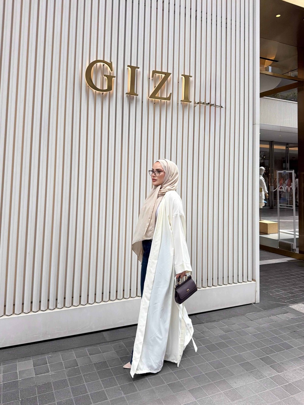 HR-1095H&R ButikPol - Nura Abaya Ekru