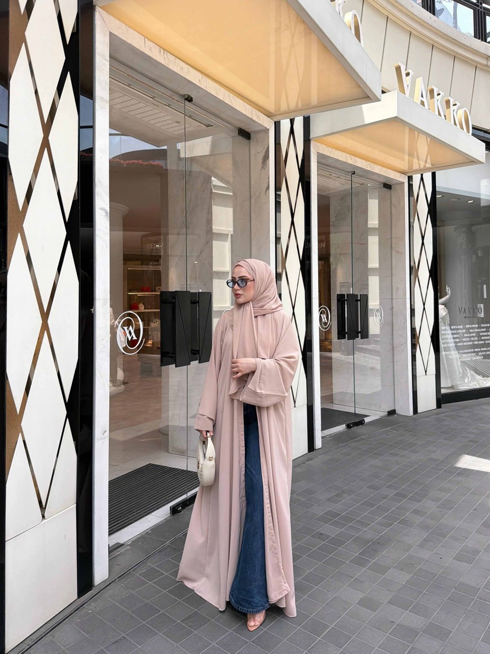 HR-1104H&R ButikPol- Qamal Şallı Abaya Pudra