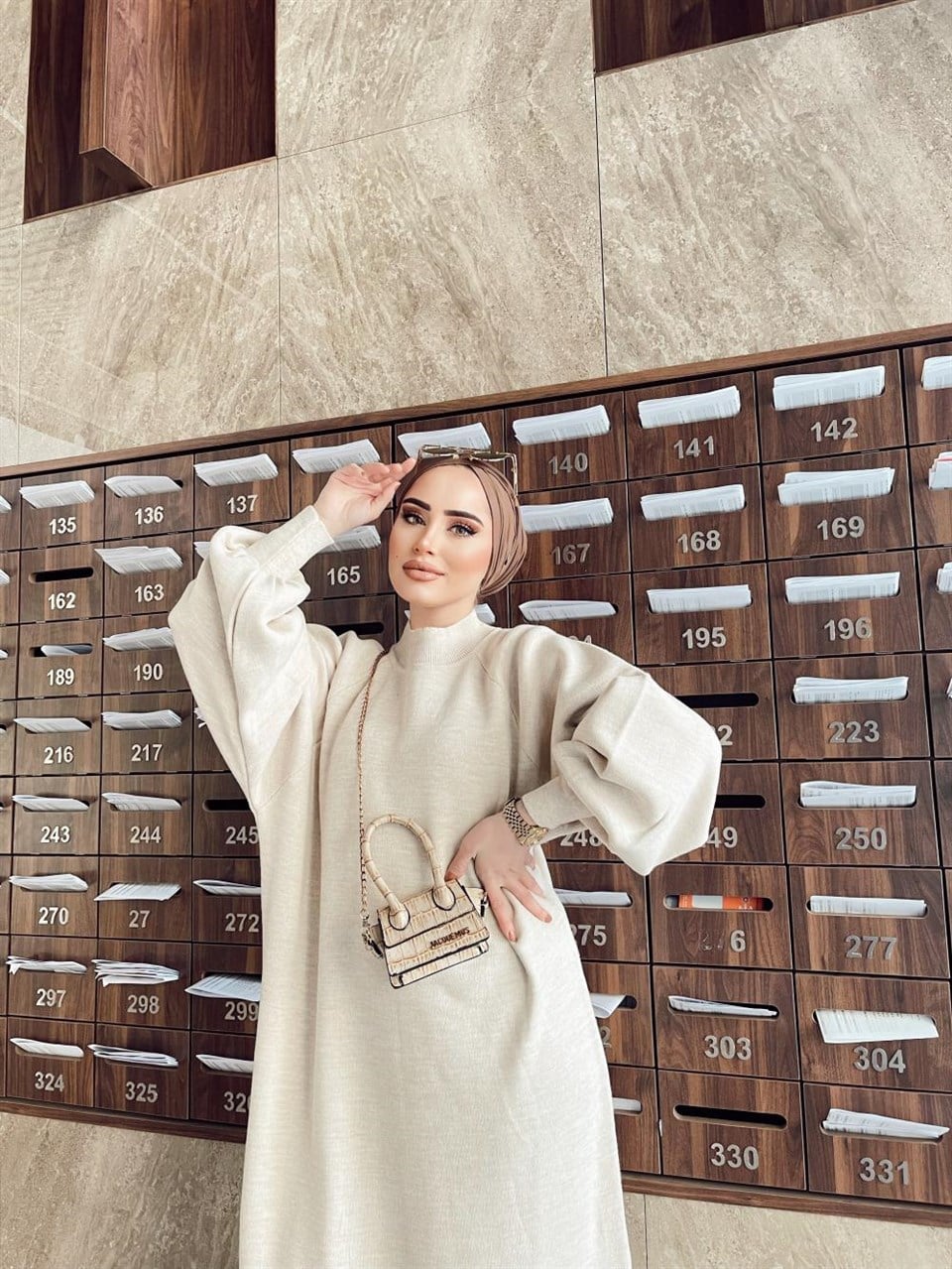 544H&R ButikBalon Kol Elbise Taş