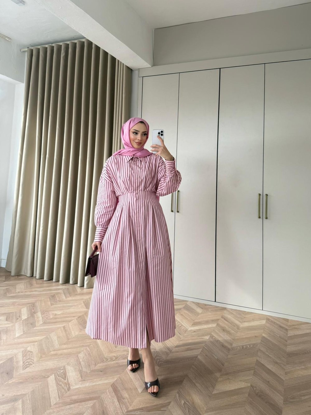 ELB-187H&R ButikTB-Çisem Çizgi Detay Elbise Pembe