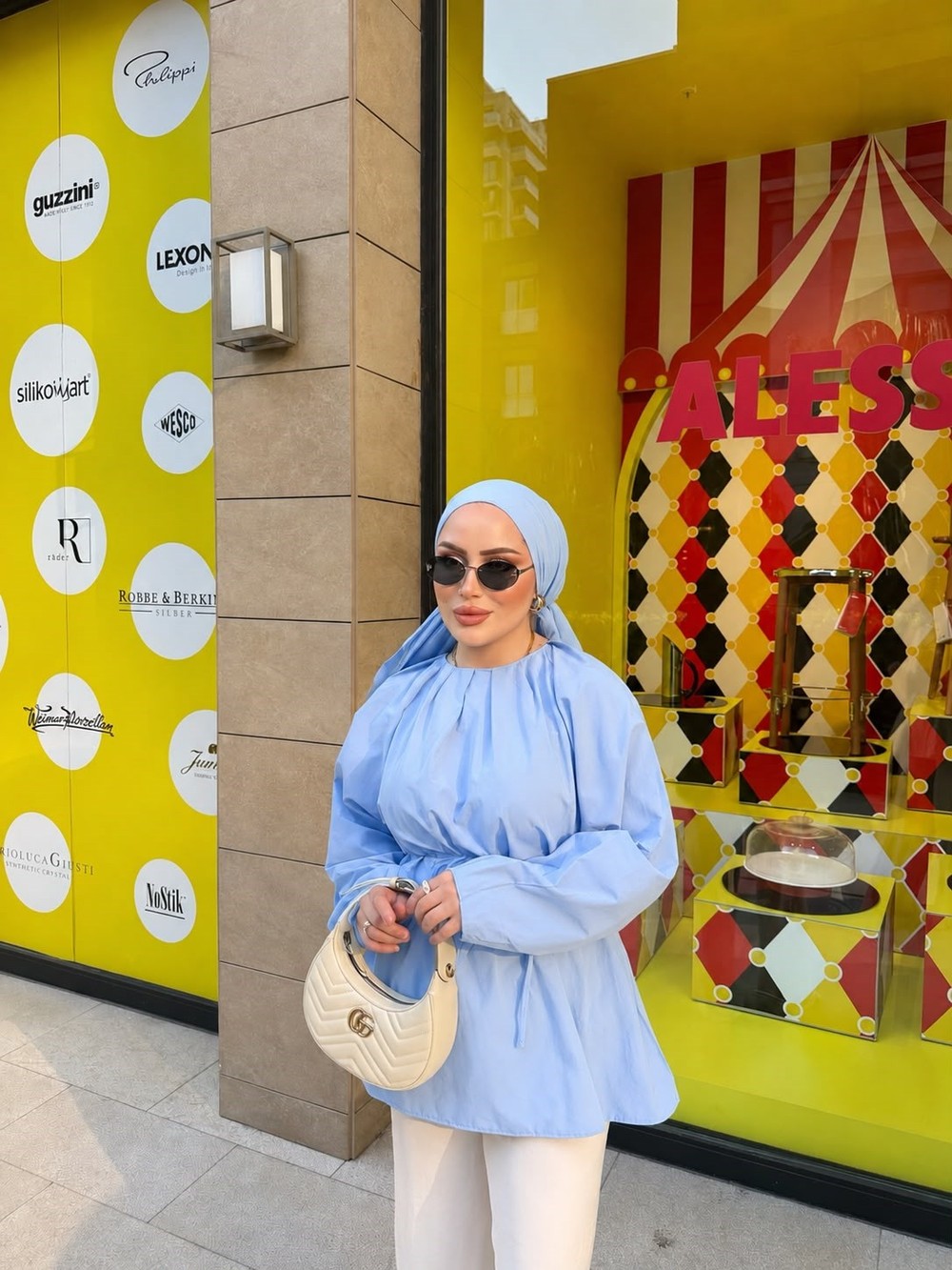 HR-1424H&R ButikMıs- Dilara Ön Çizgi Detaylı Gömlek Mavi