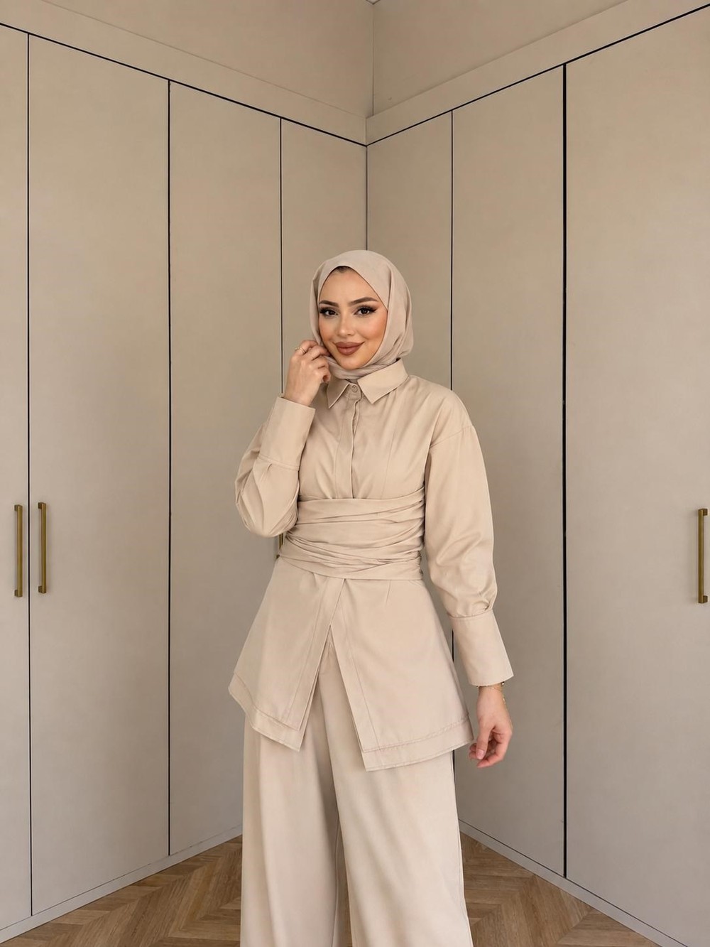 HR-2870H&R ButikQus- Eline Bel Bağlamalı Gömlek Bej