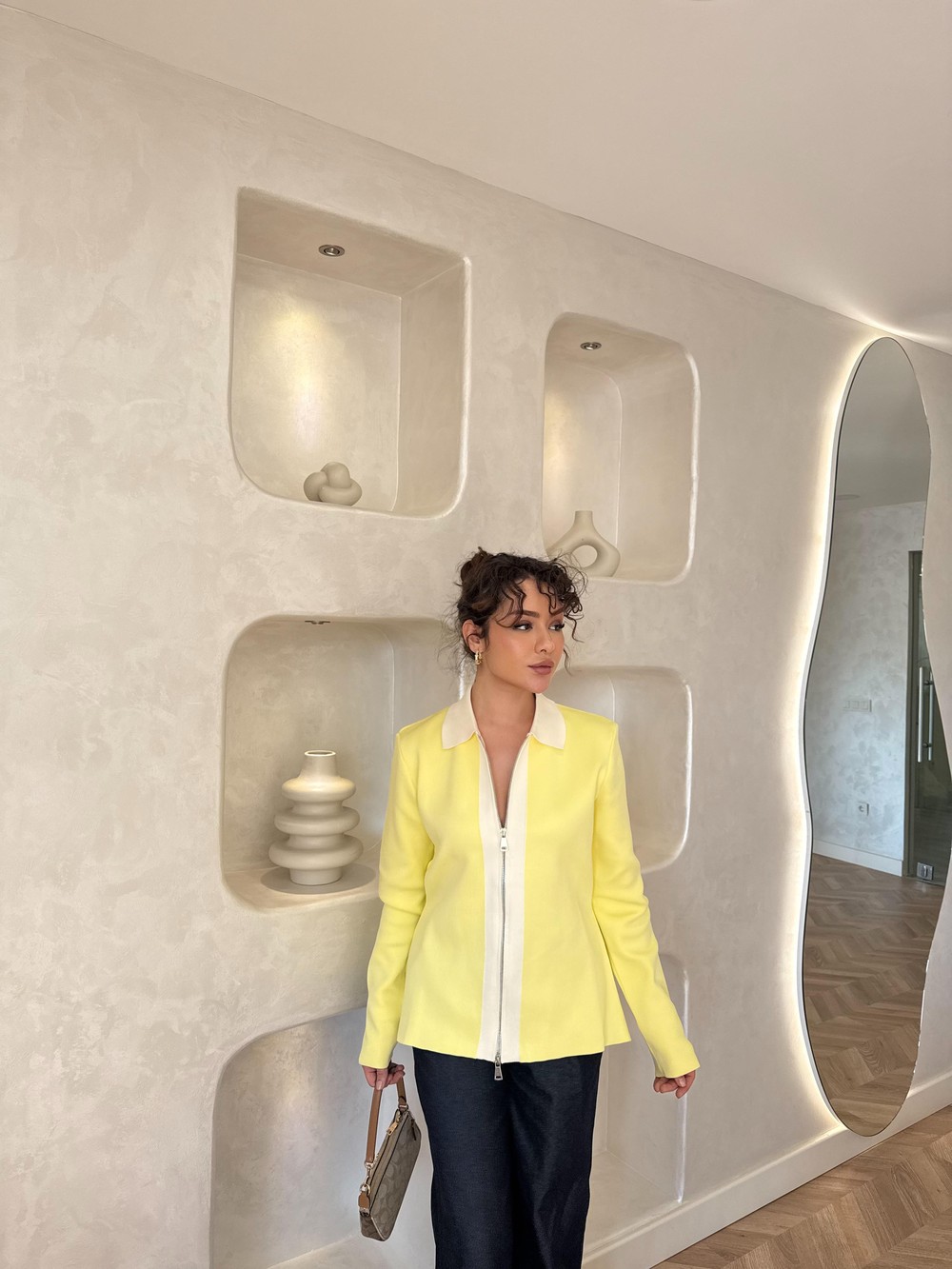 KAZK-573H&R ButikAda Ön Fermuarlı Çelik Örme Triko Sarı