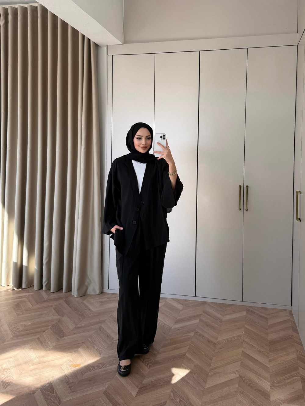 HR-0290H&R ButikMB- Vesal Düğme Detaylı Tensel Takım Siyah