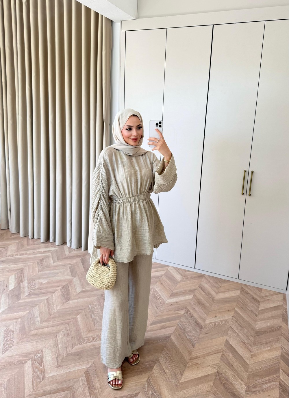 HR-1150H&R ButikPW- Eda Kolu Boncuklu Takım Bej
