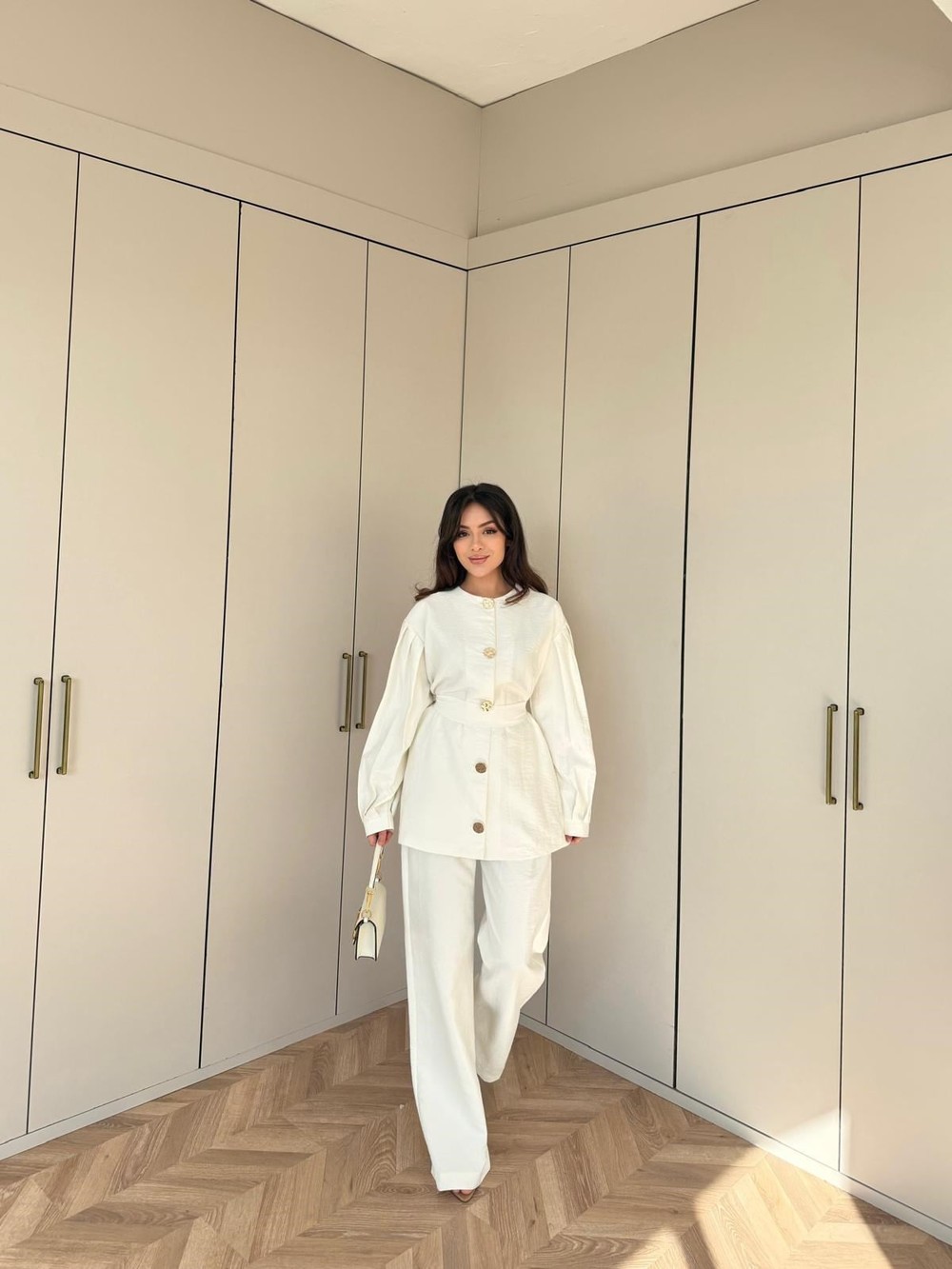 TAKM-2349H&R ButikTB-Besla Gold Düğmeli Takım Beyaz
