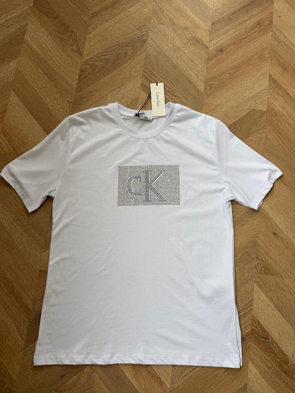 HR-0183H&R ButikMuadil Taşlı Tişört Beyaz