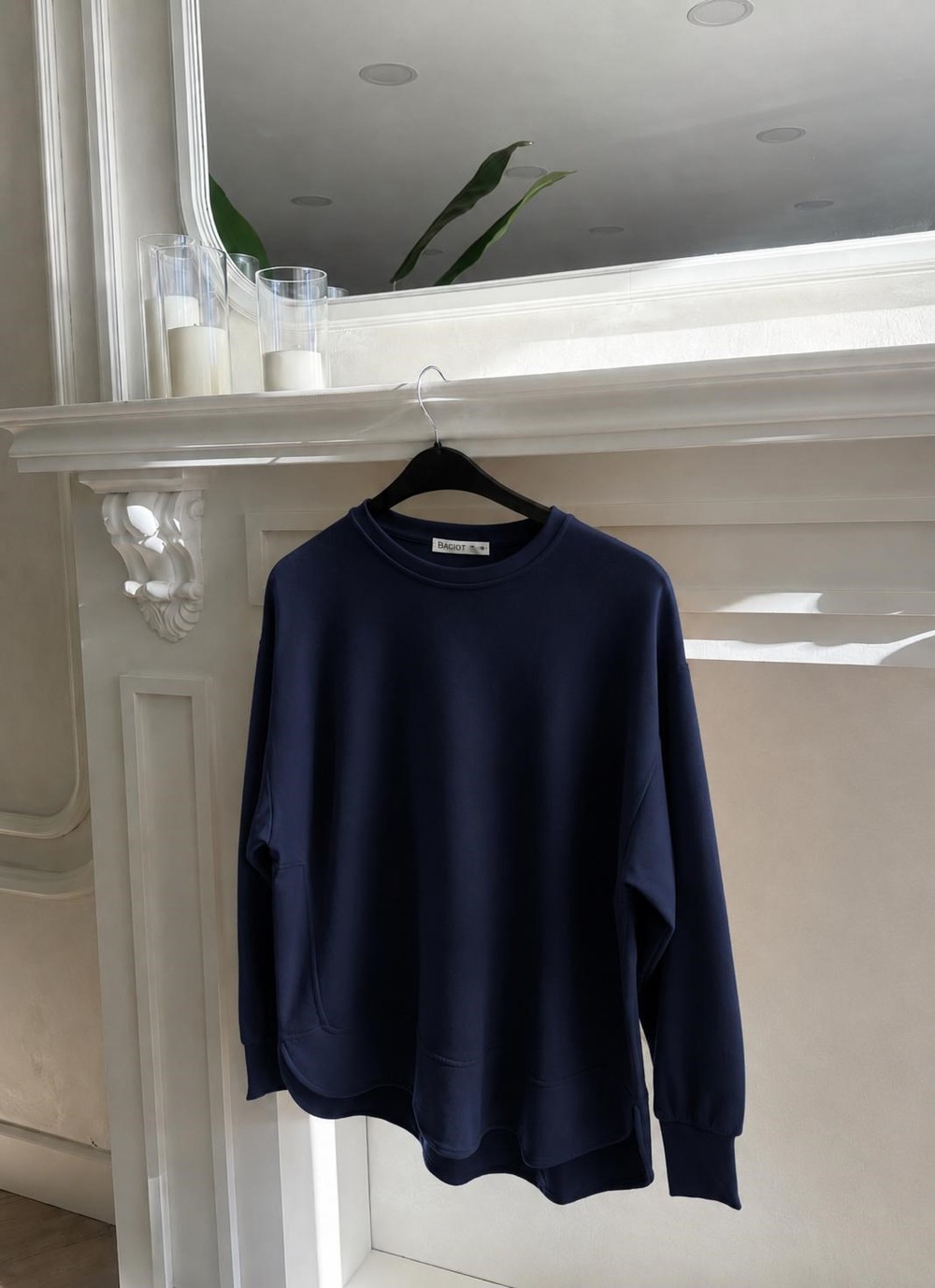 HR-1416H&R ButikKiw- Yan Detaylı Oysh Tunik Lacivert
