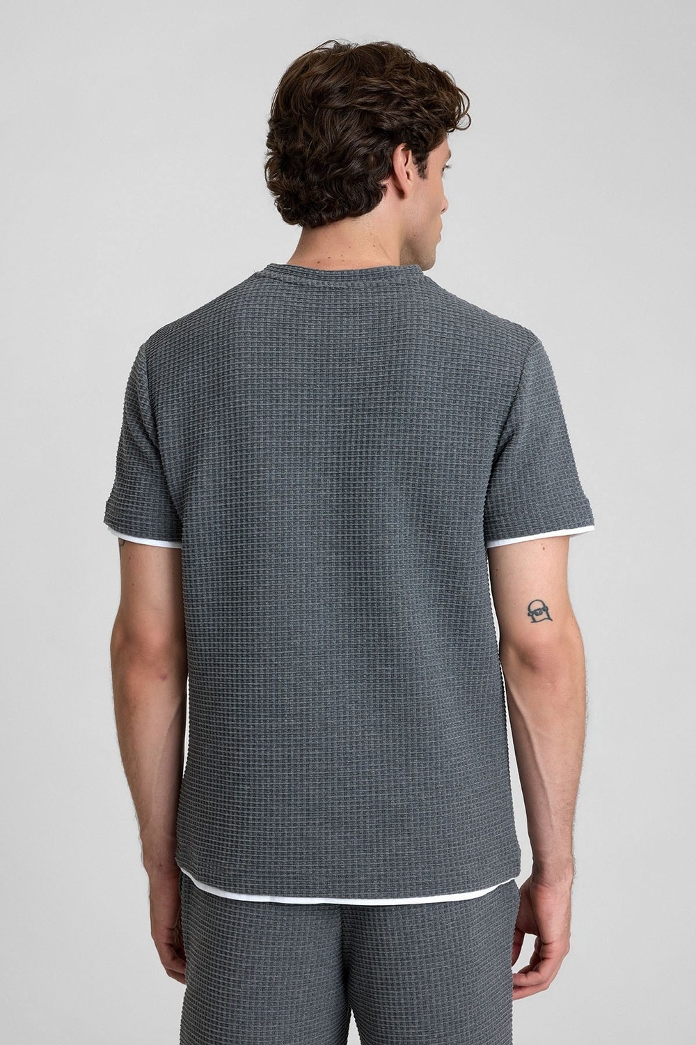 Mısırlı Erkek Jakarlı İnterlok Petek Desen Gofre SLIM FIT T-shirt Antrasit