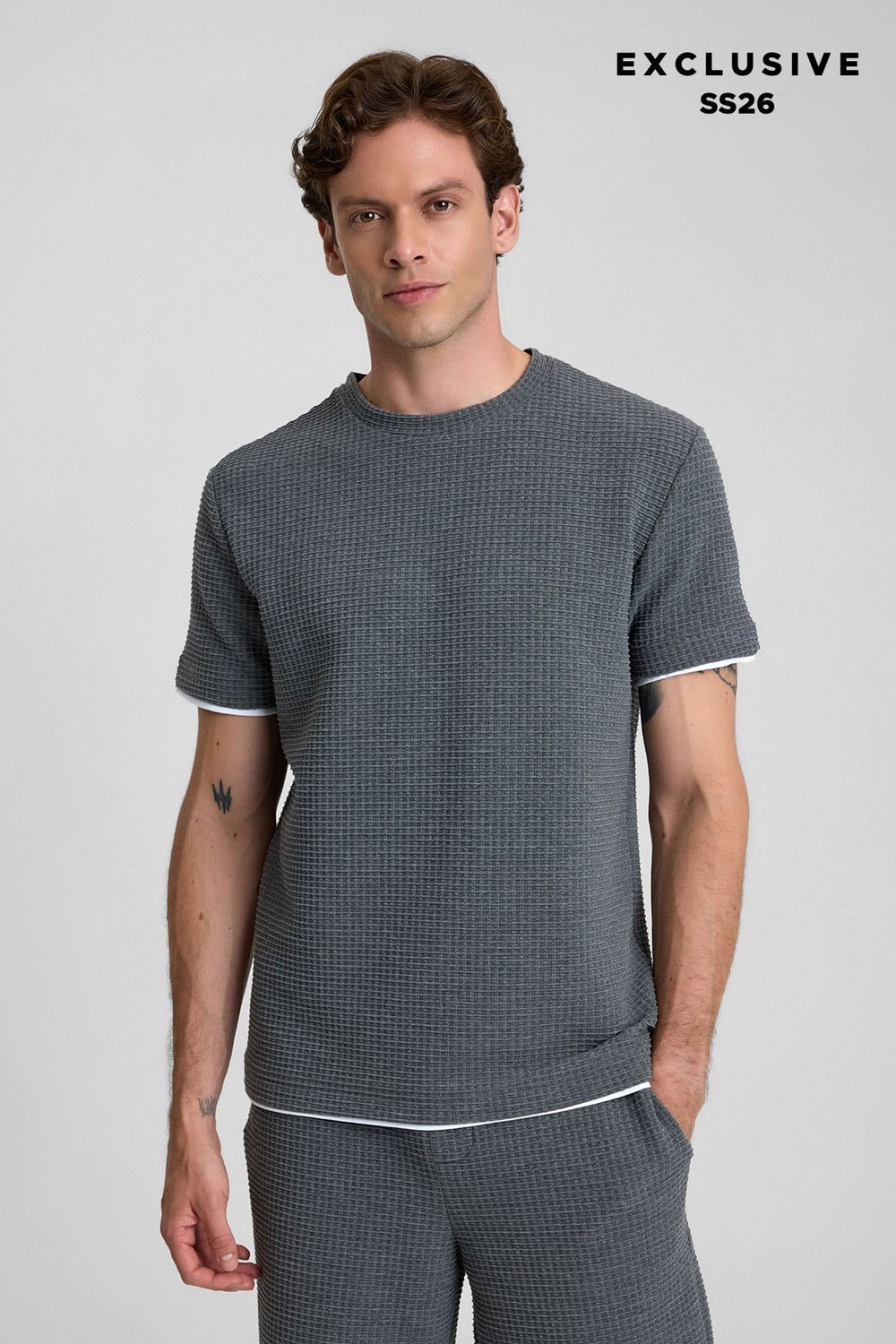 Mısırlı Erkek Jakarlı İnterlok Petek Desen Gofre SLIM FIT T-shirt Antrasit