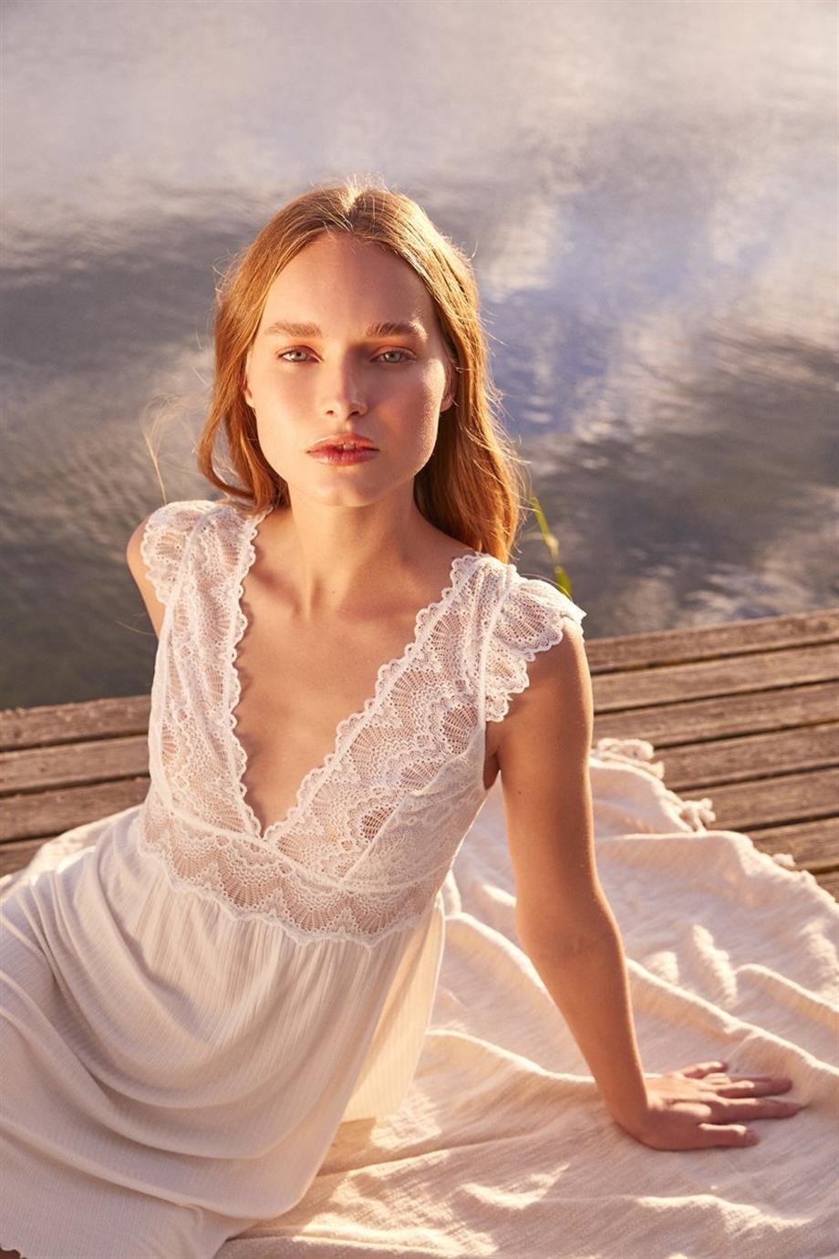 Dahlia Nightshirt Off White