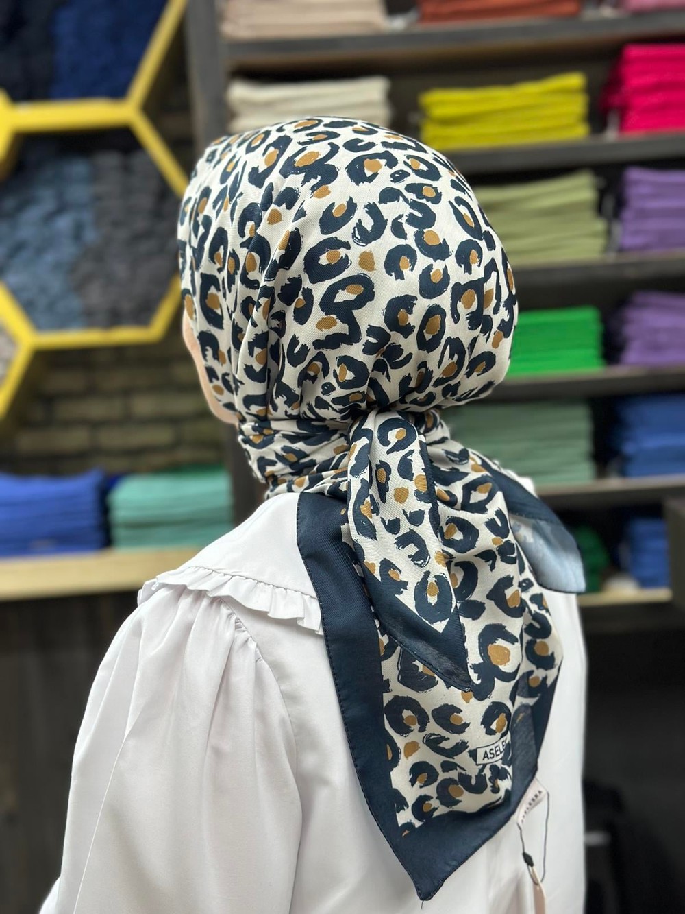 Leo Soft Eşarp 16