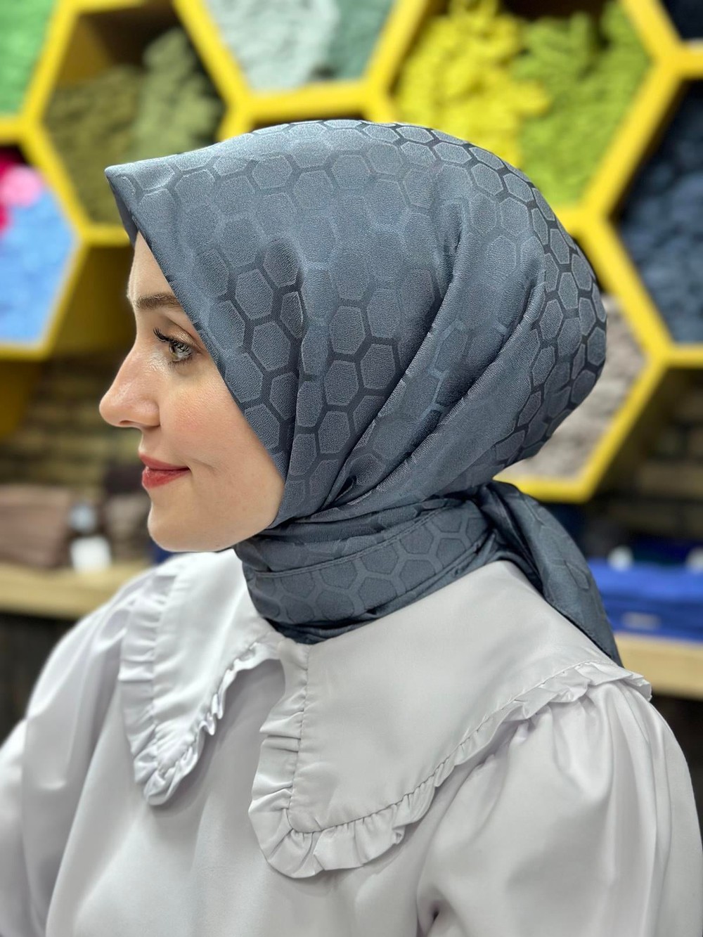 Petek Desen İpekli Jakar Eşarp  Antrasit