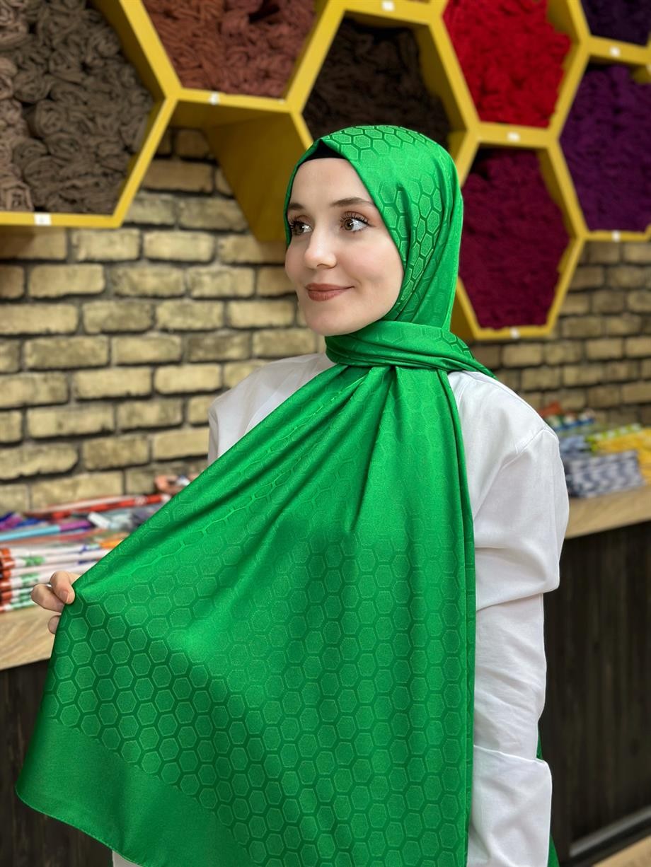 Petek Desen İpekli Jakar Şal Benetton