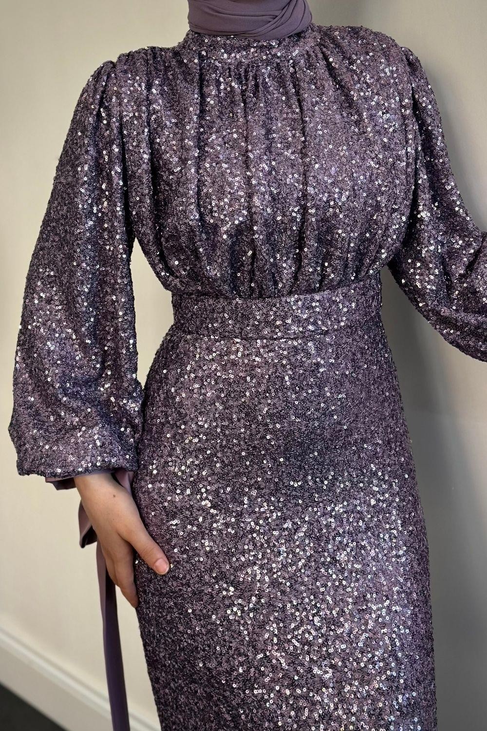 Angeline Drape Detay Pul Payet Abiye Lila