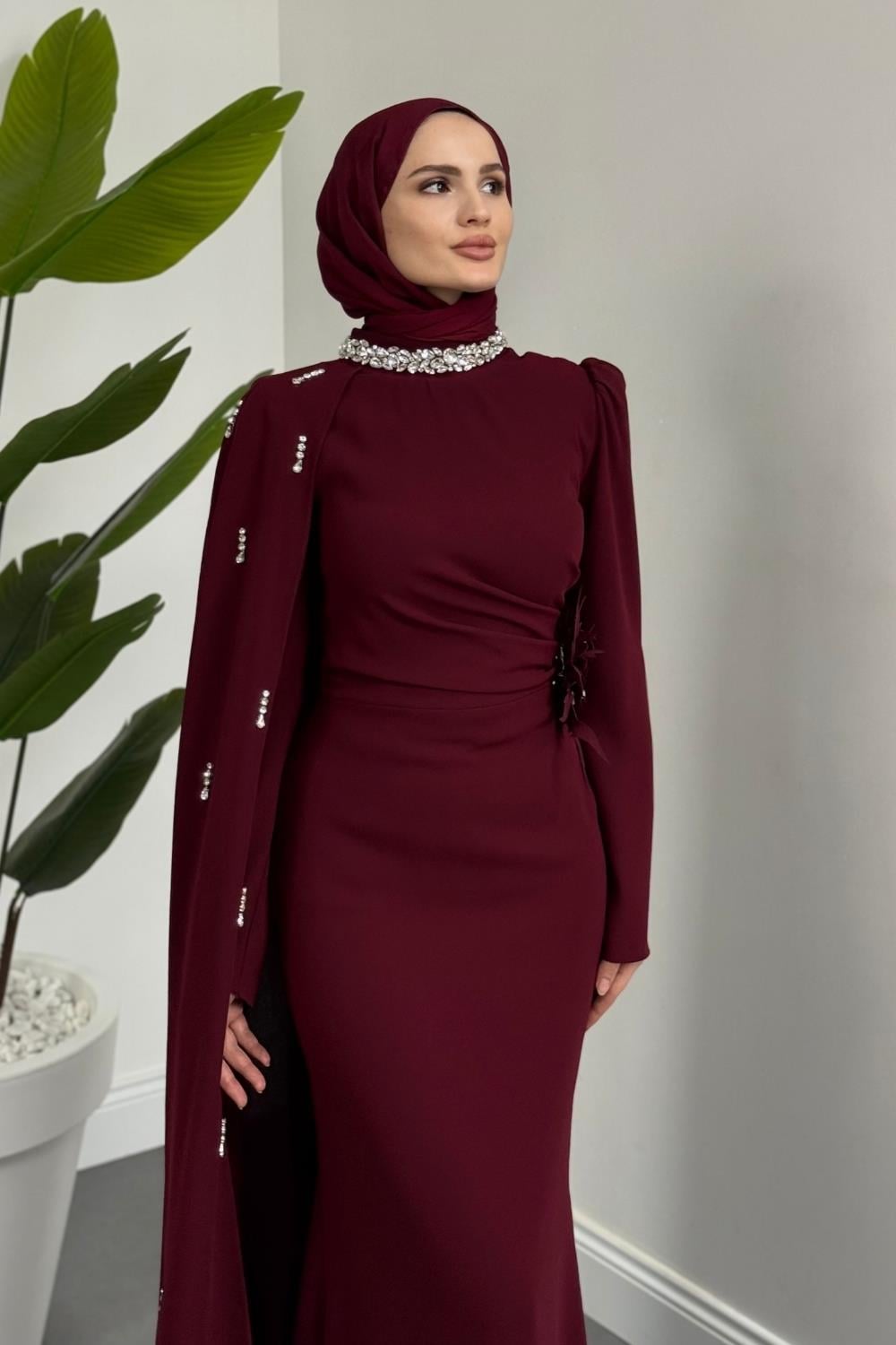 Aurelia Balık Kesim Krep Abiye Vişne Çürüğü