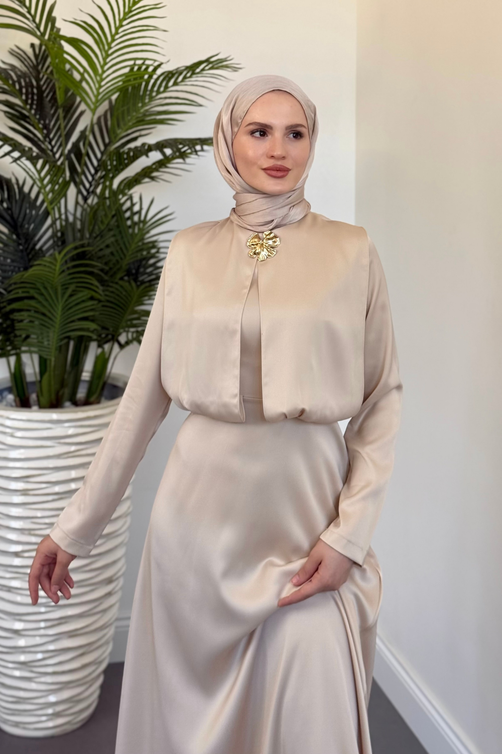 Elizan Tokalı Saten Abiye Krem(TOKASIZDIR)