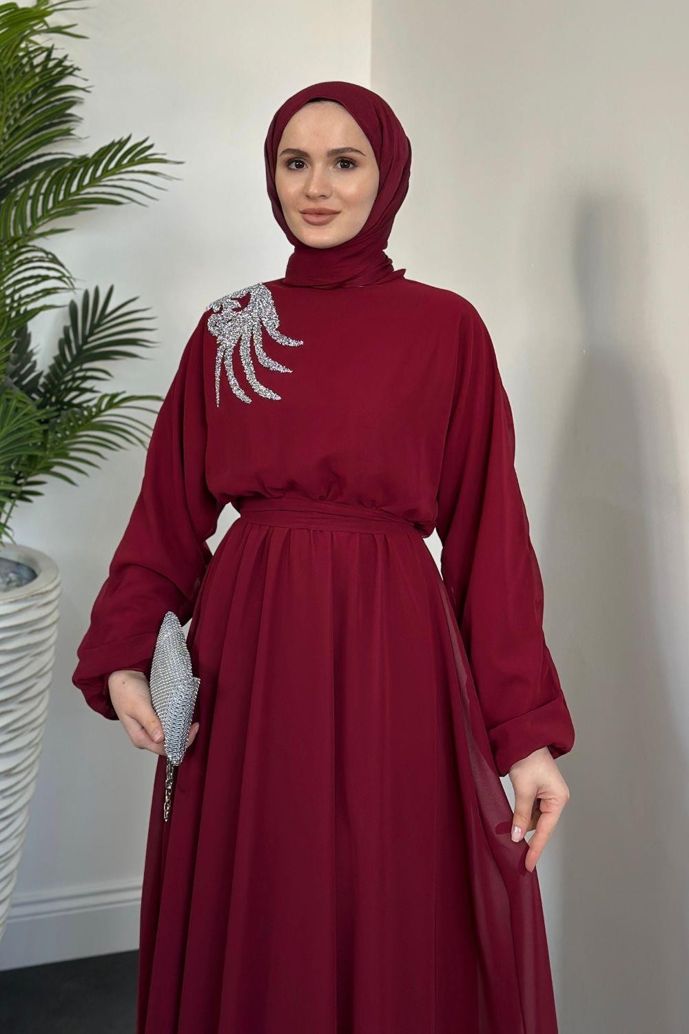 Hilla Omzu Taşlı Abiye Bordo