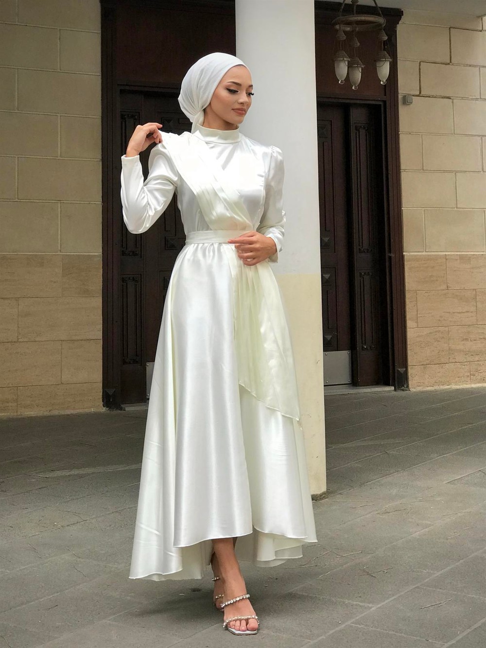 İnna Saten Abiye Krem