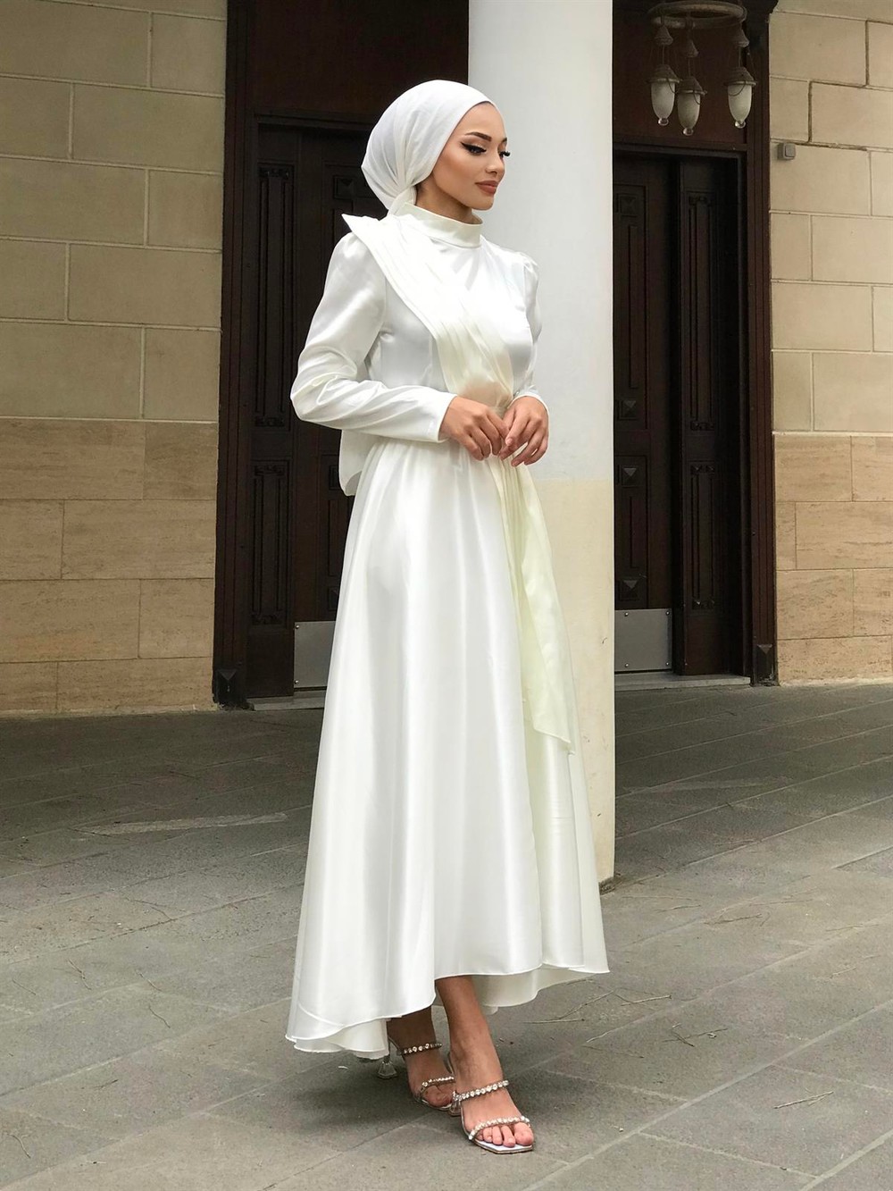 İnna Saten Abiye Krem