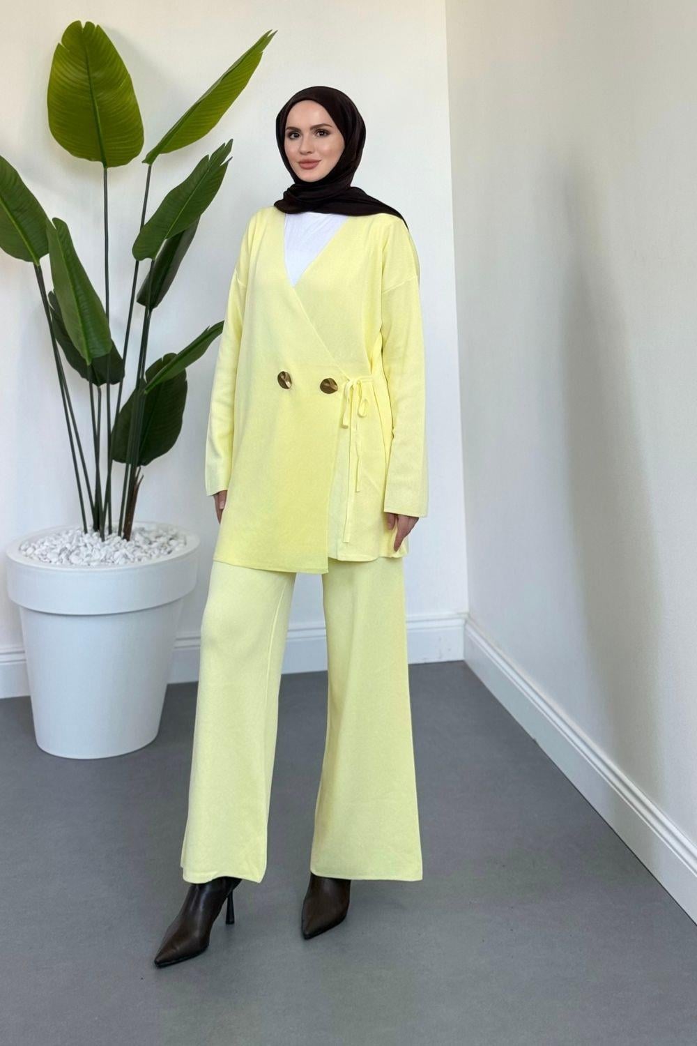 Merista Metal Düğmeli Triko Takım Butter Yellow