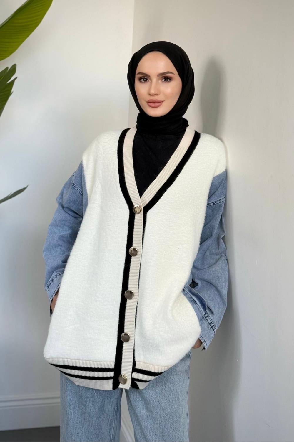 Nevoso Muadil Hırka Beyaz