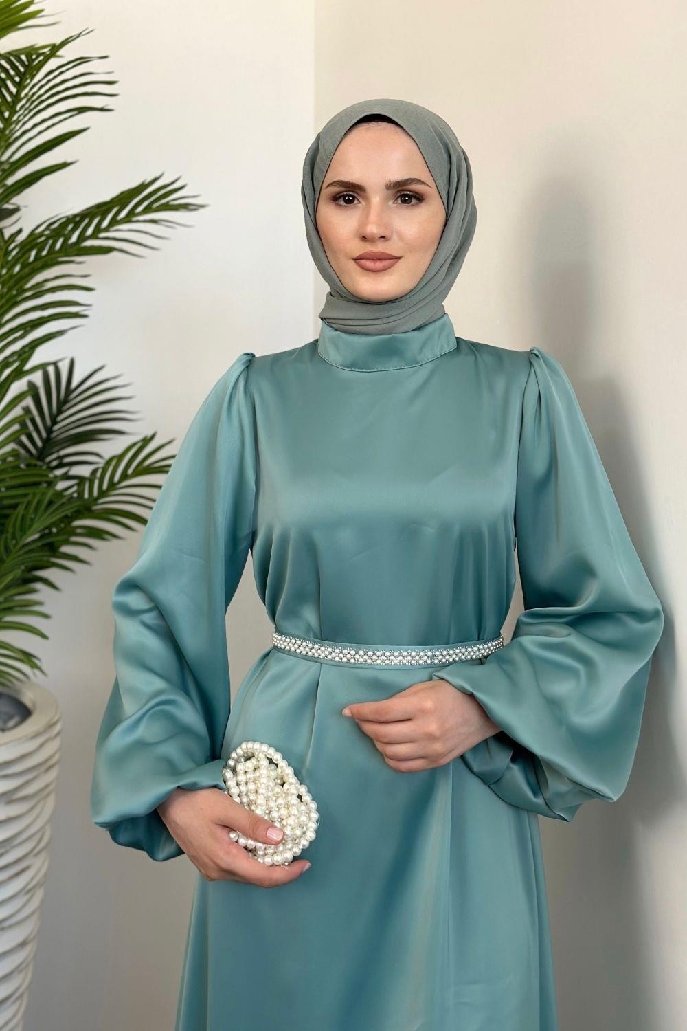 Nika Kemeri İncili Saten Abiye Su Yeşili
