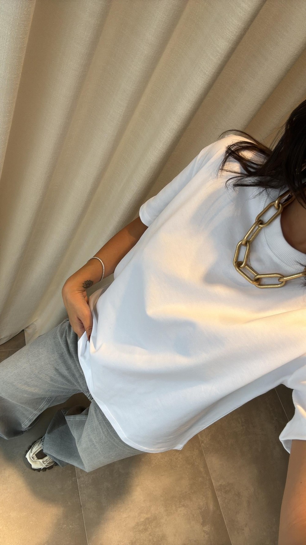 Beyaz Dilvin Dekoratif Yaka T-shirt