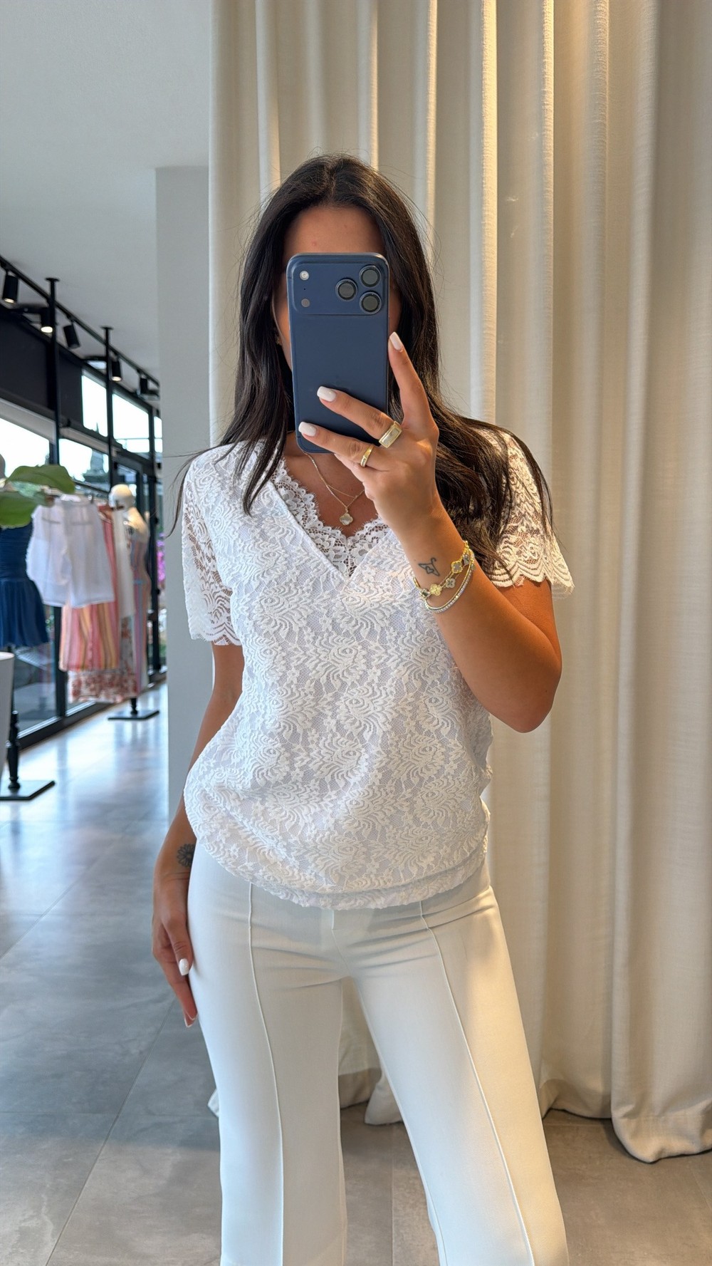 Beyaz Loretta Dantel Bluz 