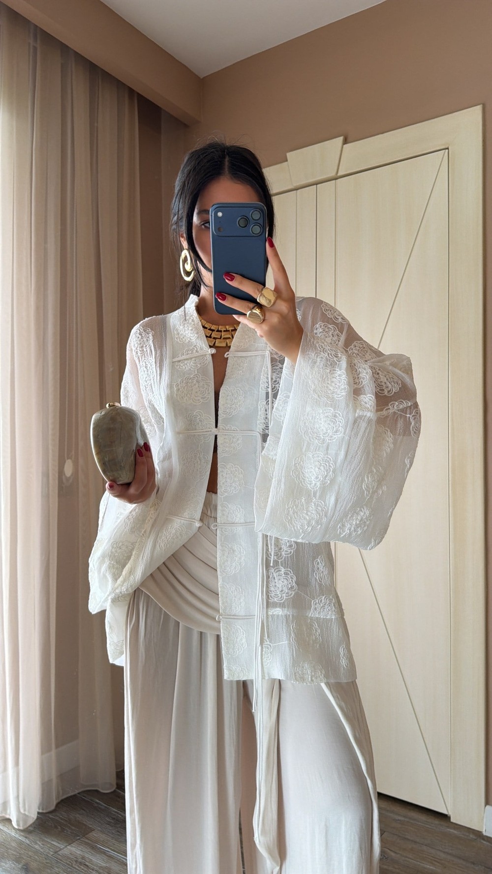 Beyaz Yuè Kimono 