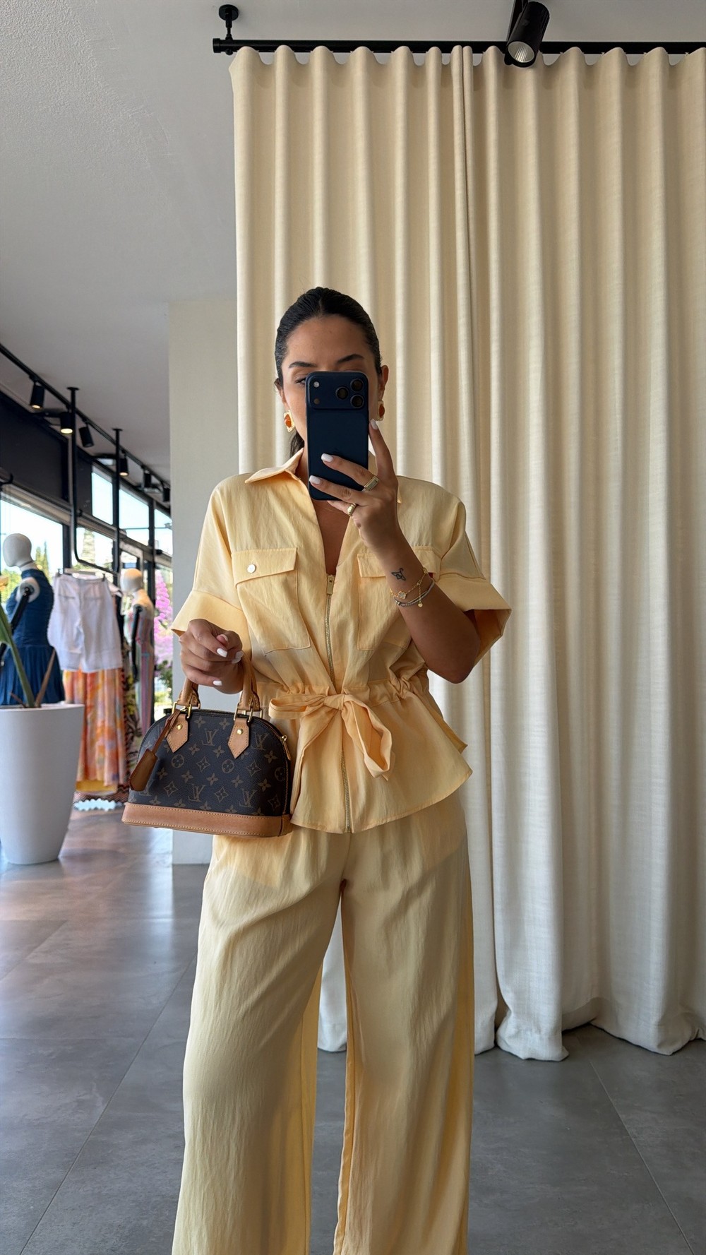 Sarı Mitaako Takım