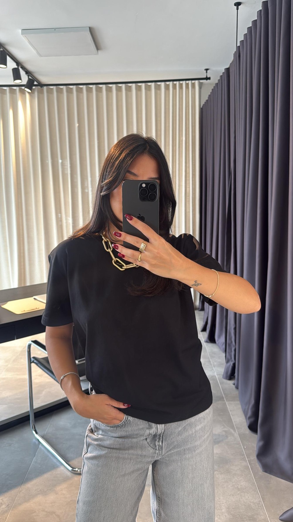 Siyah Dilvin Dekoratif Yaka T-shirt