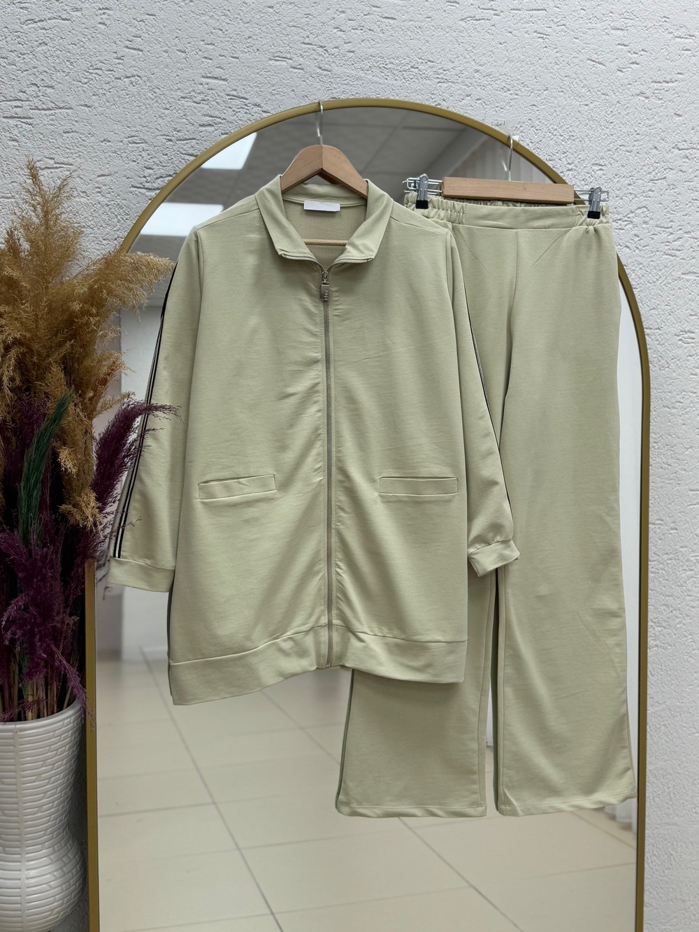 Bemyla Balıkçı Yaka Fermuarlı Şeritli Pantolonlu Takım-EU3048 Mint