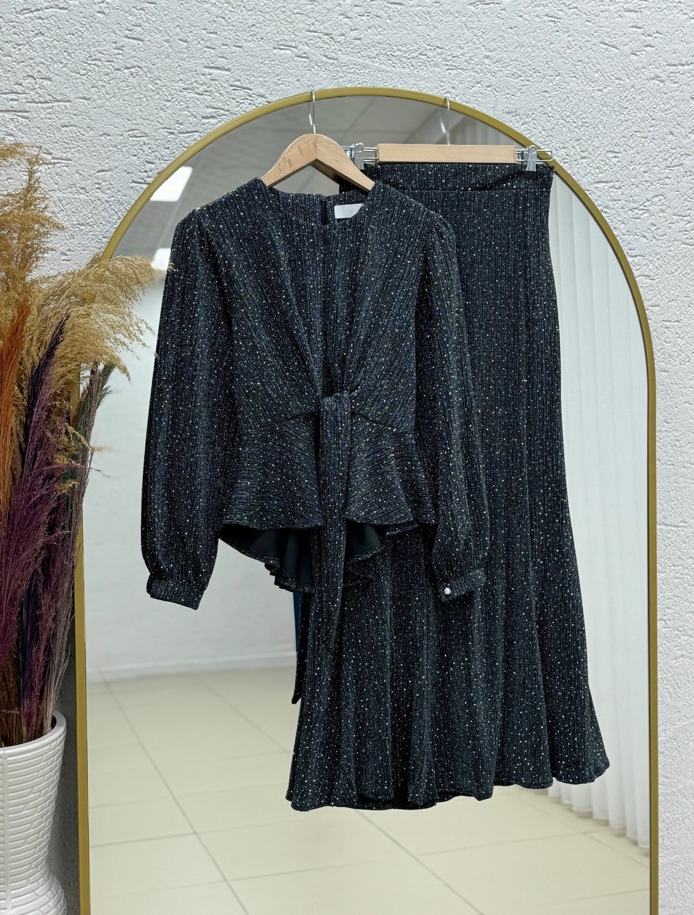 Buse Önü Bağlamalı Kol Ucu Düğmeli Taşlı Lurex Etekli Takım-EK766 Antrasit
