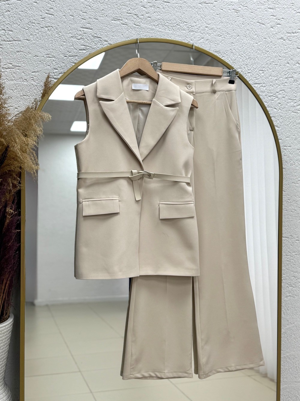 Yazgı Tek Düğmeli Yelekli Pantolonlu Takım-HK0053 Taş