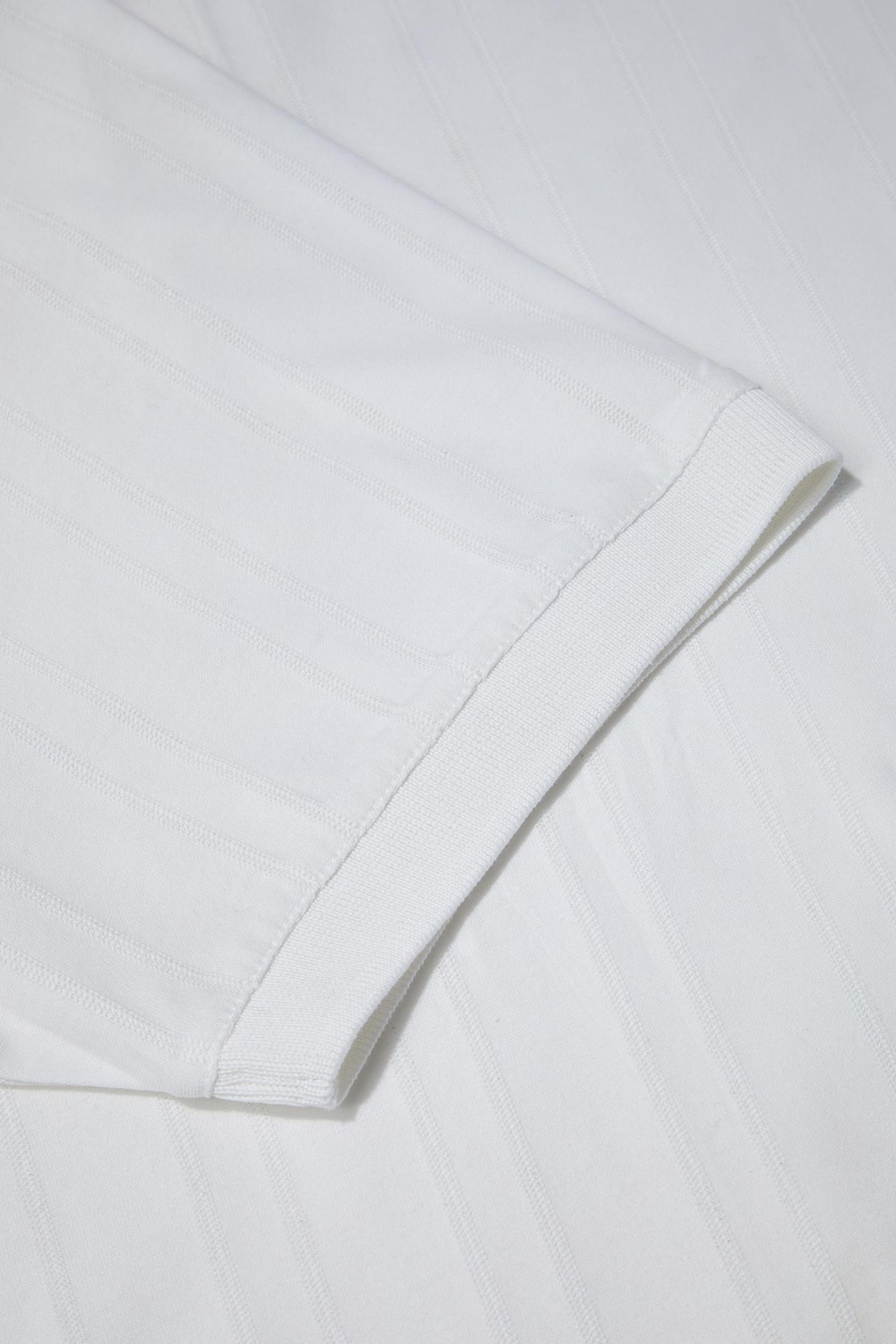 Beyaz %100 Pamuk Regular Fit Jakar Desenli Polo Yaka T-shirt