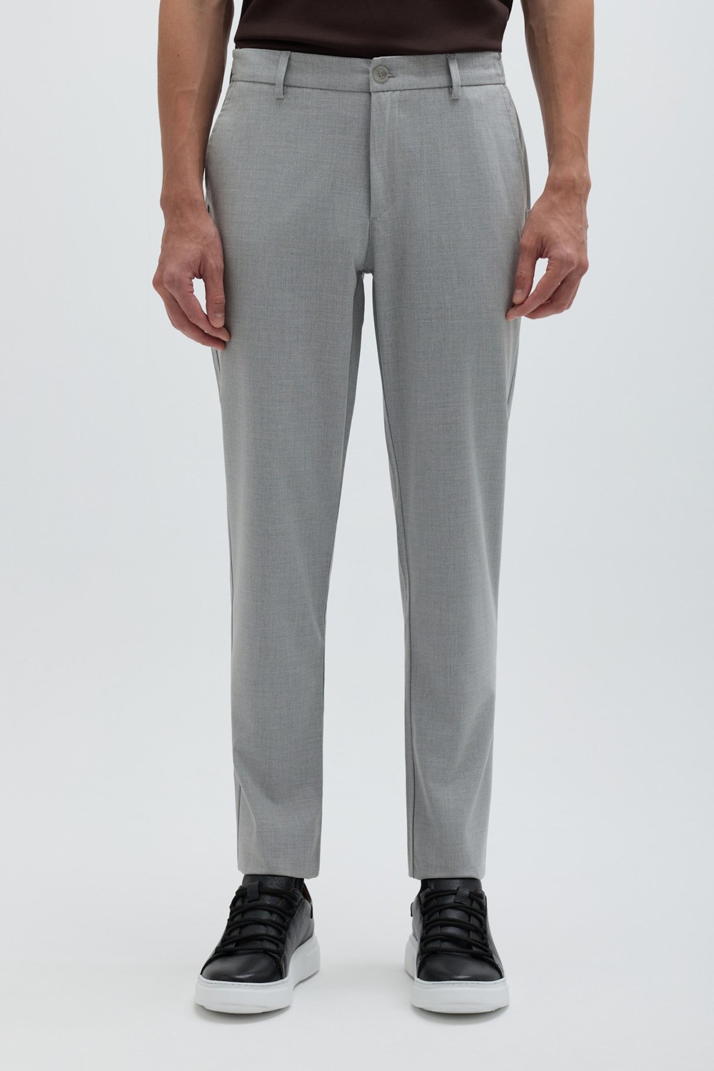 Gri Yanı Lastikli Köprülü Kemerli Slim Fit Jogger Pantolon