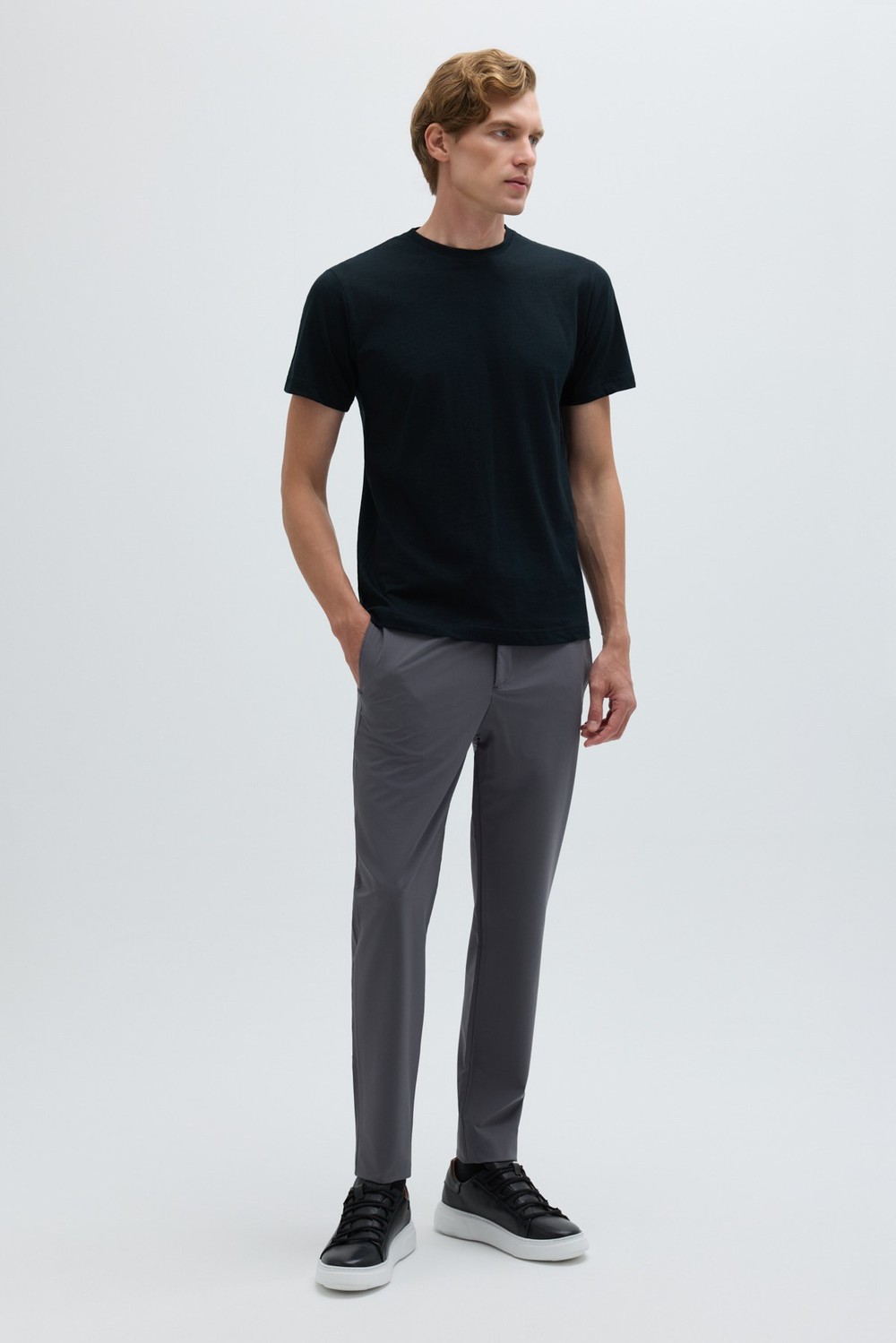 Koyu Antrasit %100 Pamuk Bisiklet Yaka Düz Renk Basic T-Shirt