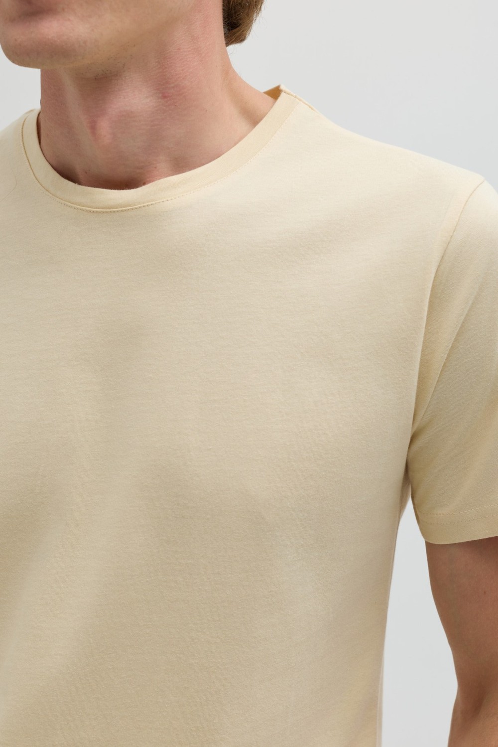 Krem %100 Pamuk Bisiklet Yaka Düz Renk Basic T-Shirt